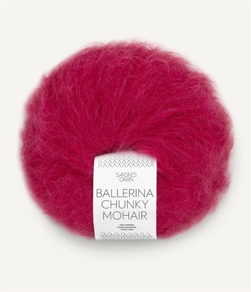 4255 Rumba Red, Ballerina Chunky Mohair