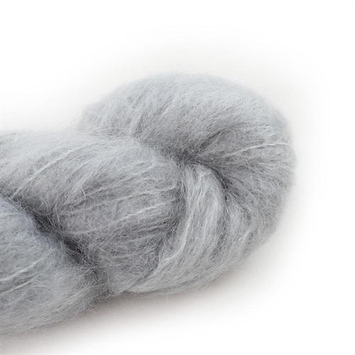 03 Silver Fox, Fluffy Mohair fra COWGIRLBLUES