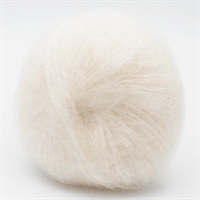 06_003 Natur Hvid, SILKY KID 25g