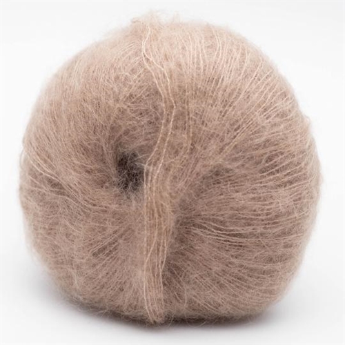 06_029 Camel, SILKY KID 25g